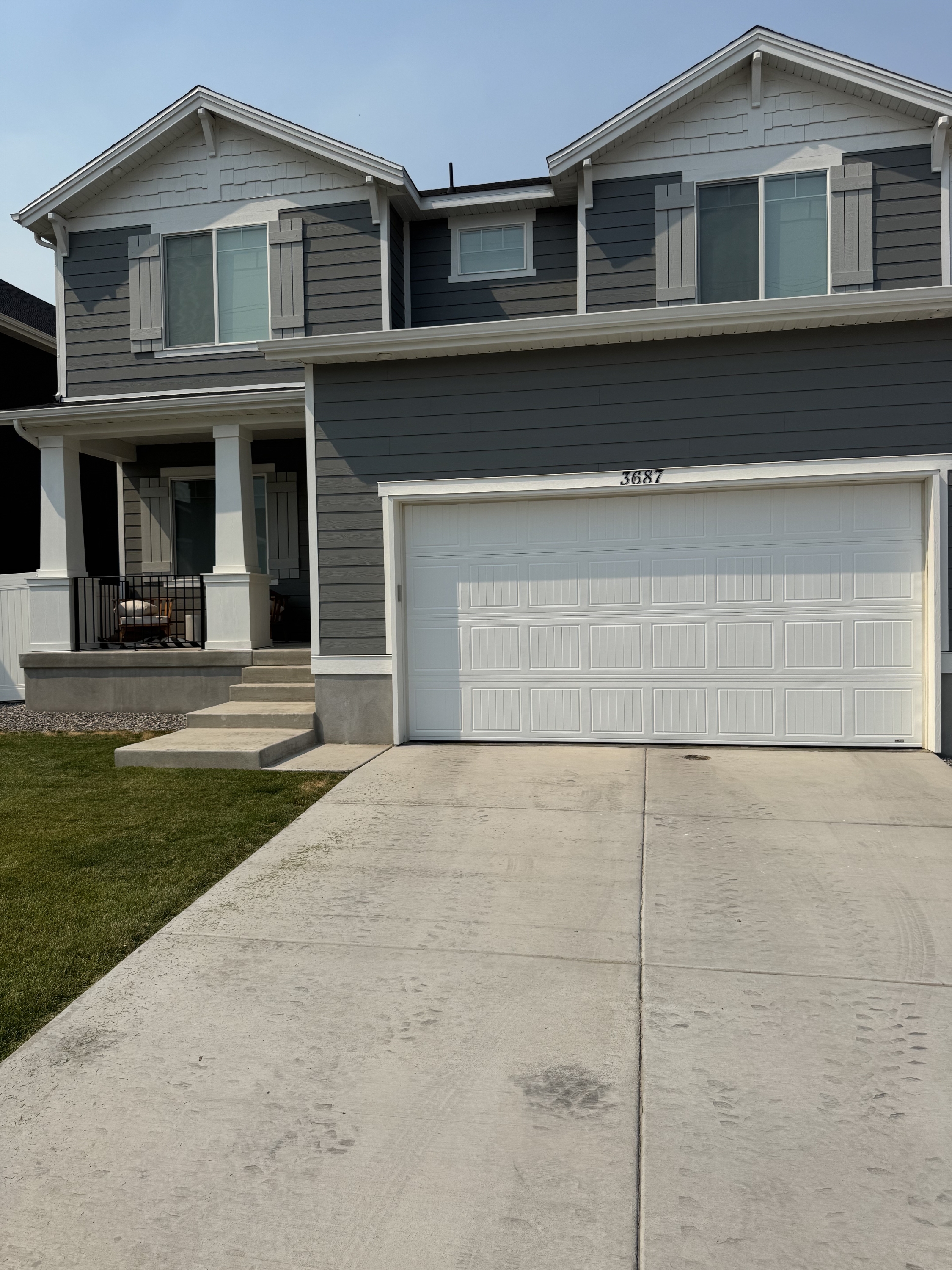 3687 East 1270 South