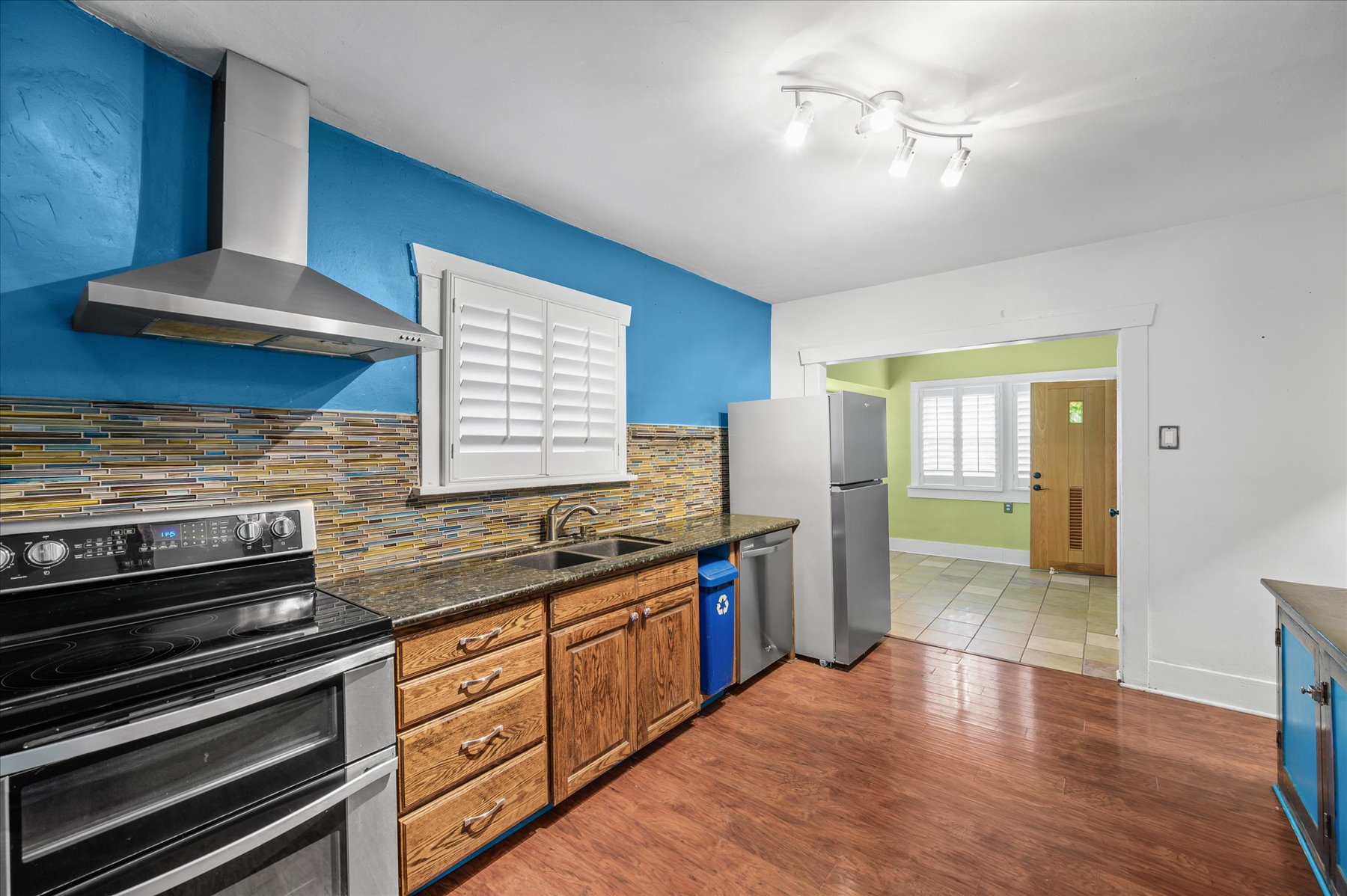 Property thumbnail image